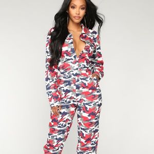 Fashion Nova Jumpsuit Camouflage Medium